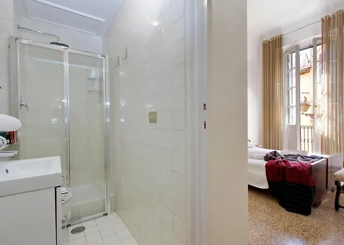 Апартаменты 4bnb - Tiberina Spacious