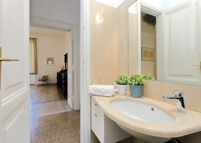 4bnb - Tiberina Spacious Апартаменты *